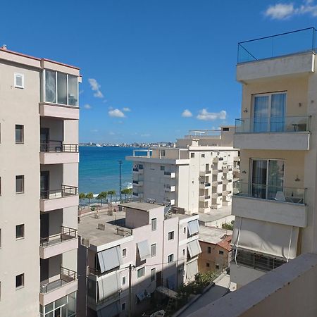 Ari Apartaments Vlorë エクステリア 写真
